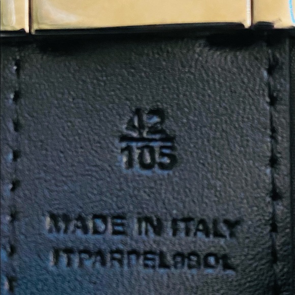 Brand new Burberry belt with tag - Picture 7 of 8